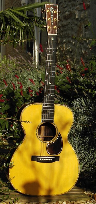 Les guitares d'un luthier aussi amateur que passionné ... OM42_22small